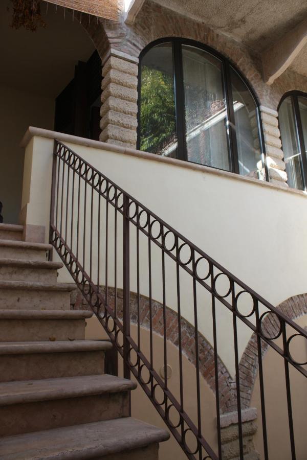 Mirko Apartment Verona Eksteriør bilde